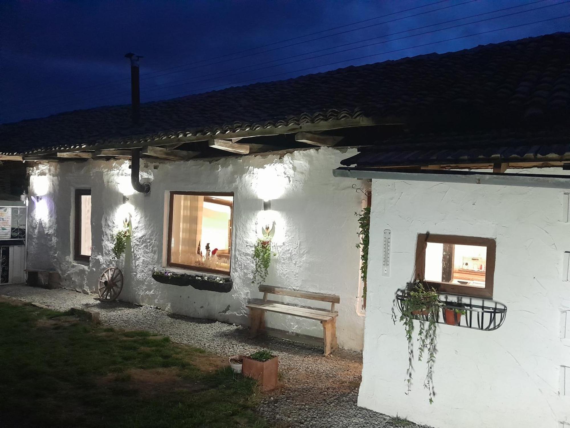 Serendipity Cottage Palamartsa Palamarza Exteriér fotografie